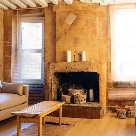 Au Coeur Du Vaugueux Apartamento